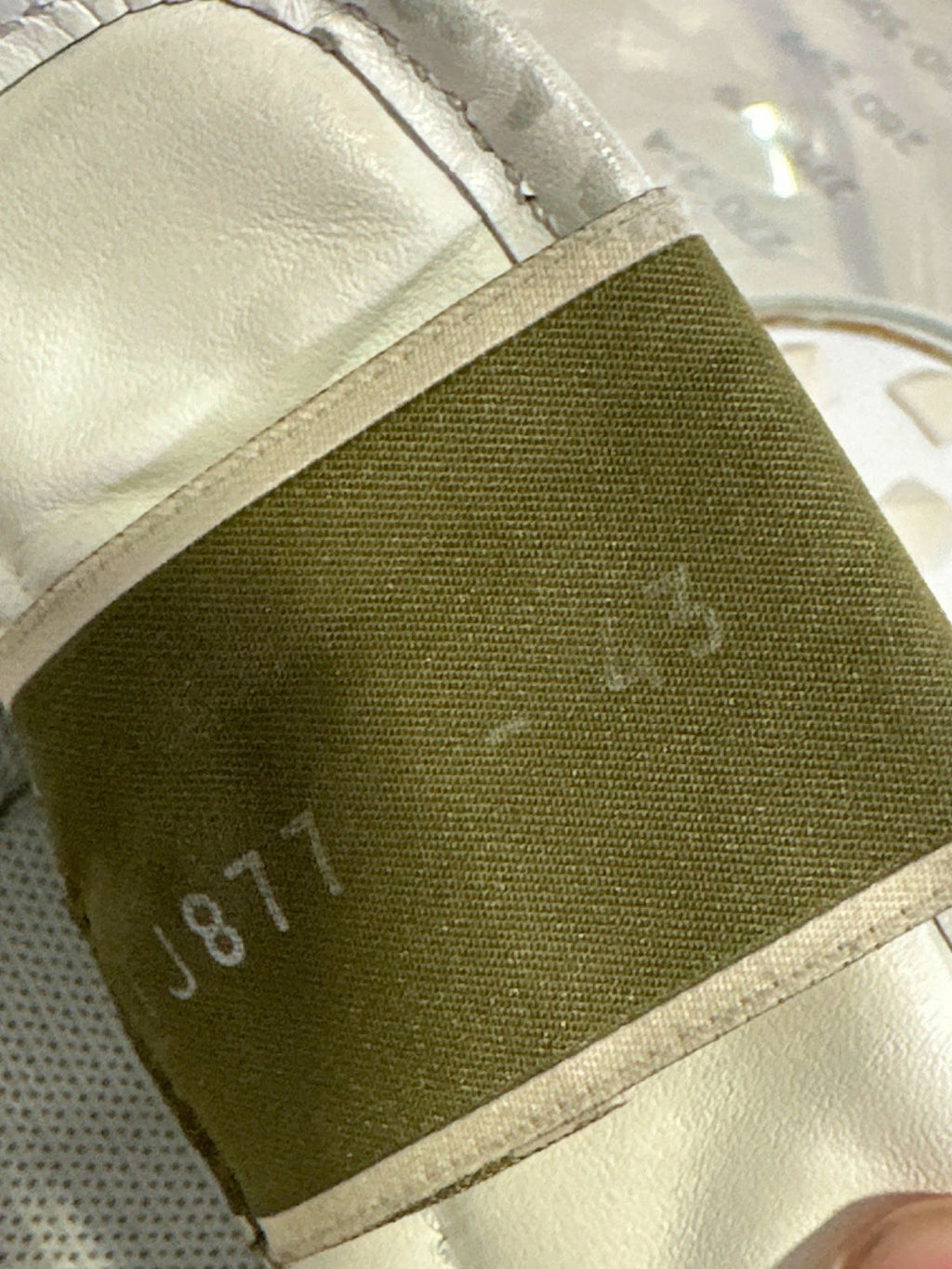 Valentino White Garavani Rockstud Rock Be Low-Top Sneakers UK 9