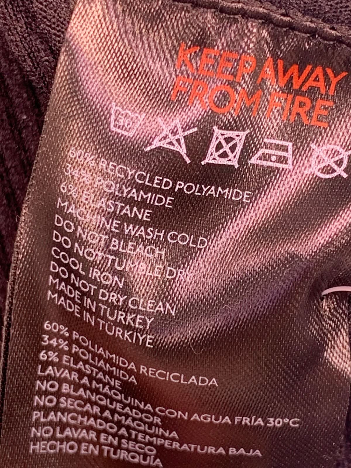 Urban Outfitters Black Ribbed Cropped Vest Top M