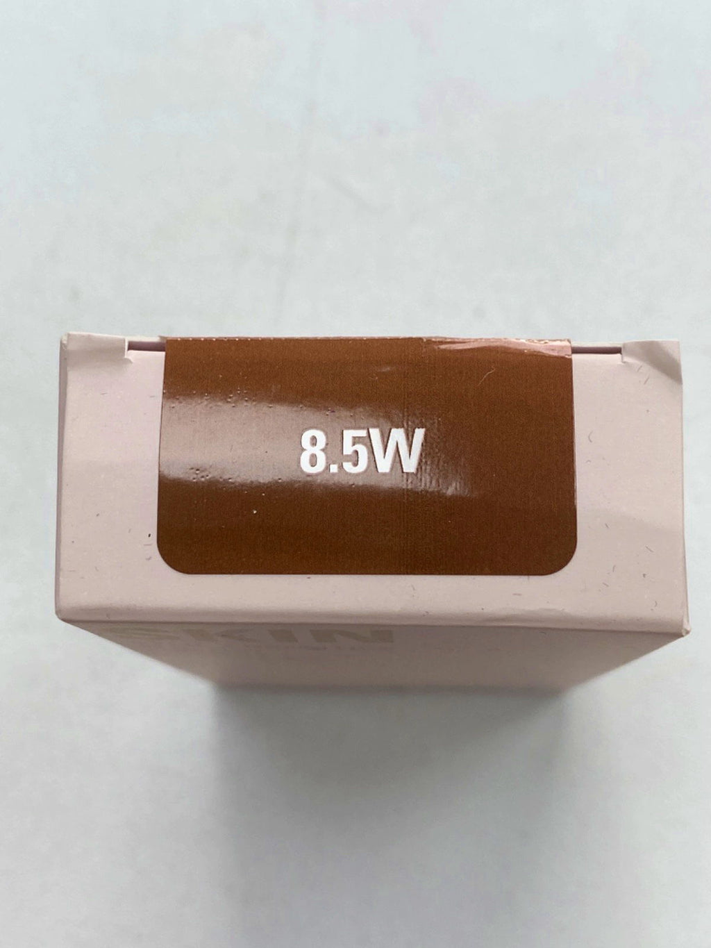 Kylie Cosmetics Skin Tint Blurring Elixir 8.5W 30ml