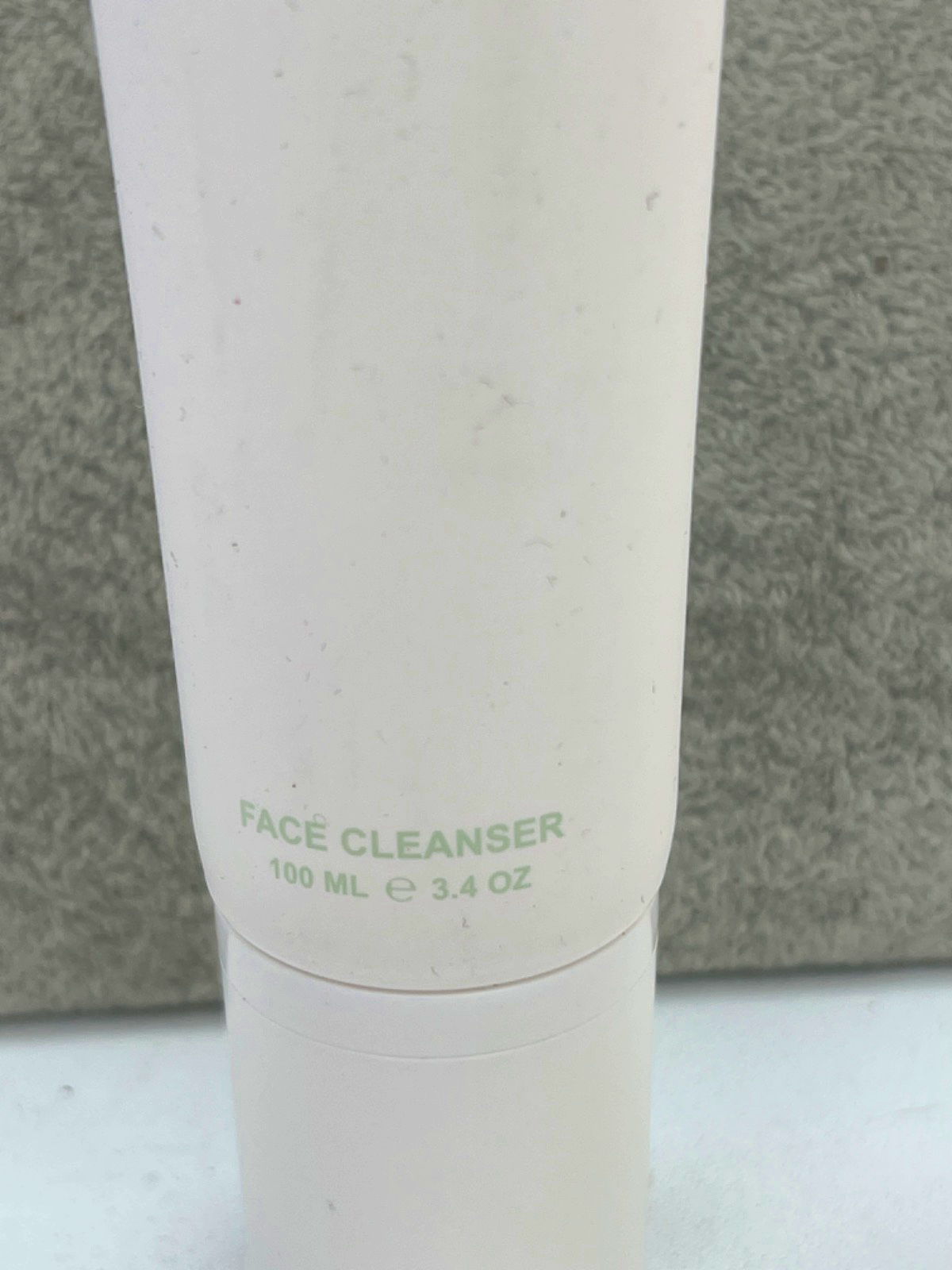 Tási Face Cleanser No Shade 100 ml