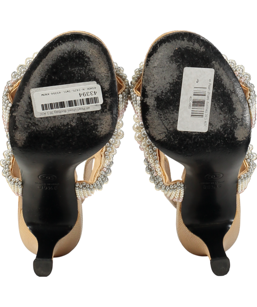 Chanel Beige Leather Fantasy Pearl Strap CC Sandals UK 6.5 EU 39.5 👠