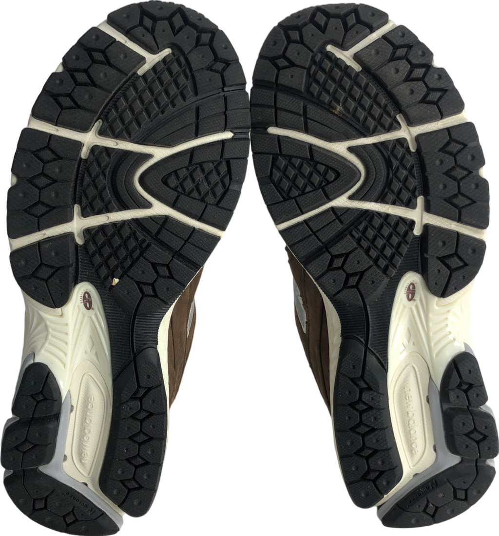 New Balance Brown 2002r Brown/beige Trainers UK 7 EU 41 👞