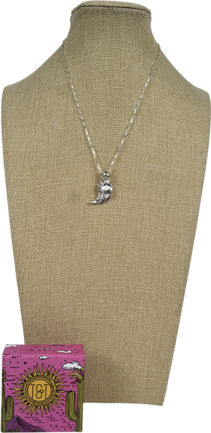 Tea & Tequila Metallic Paperclip Chain Necklace With Cowboy Charms In Silver One Size