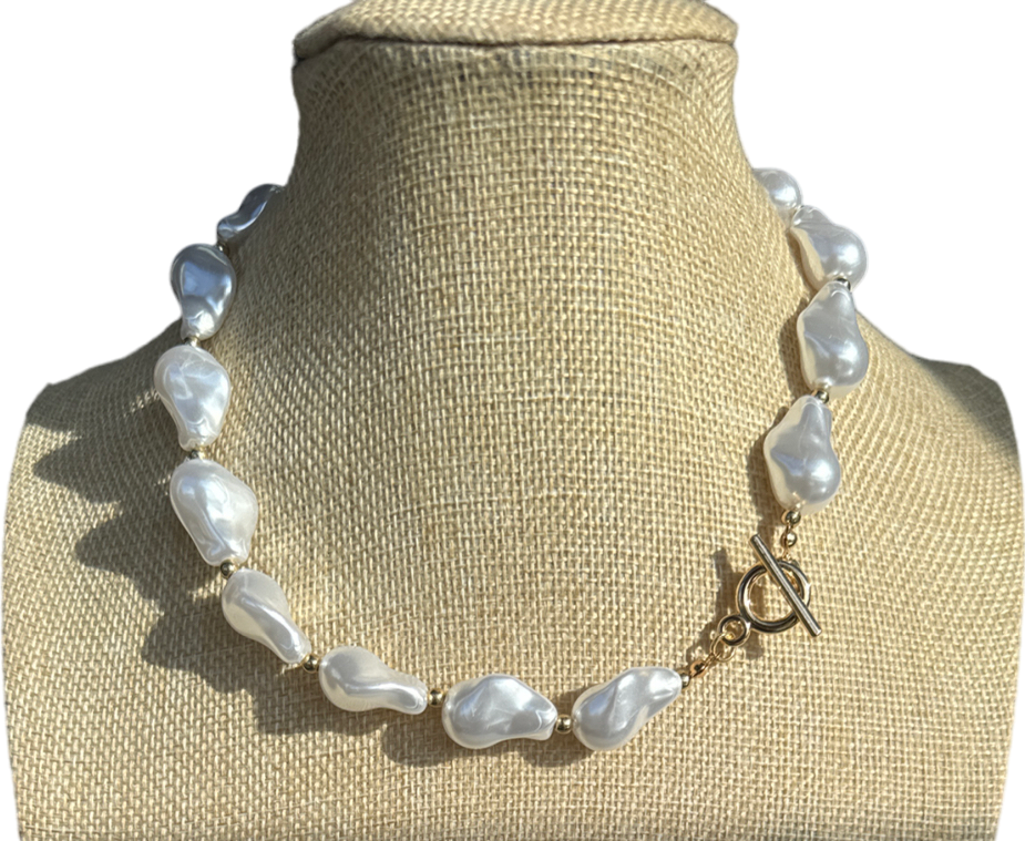 Cream Baroque Pearl /gold T Bar Necklace In Tulle Gift Bag