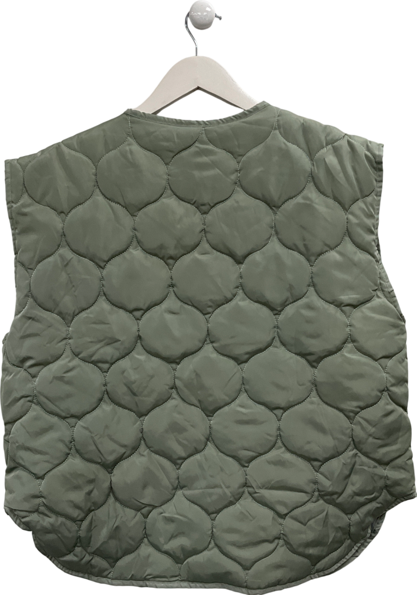 boohooMan Green Onion Quilted Popper Gilet UK L