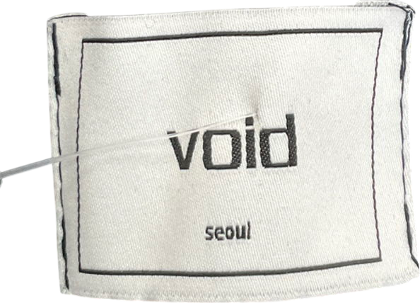 void Black Long-sleeved, Collared Jacket With A Button Closure And Two Front Pockets UK M/L