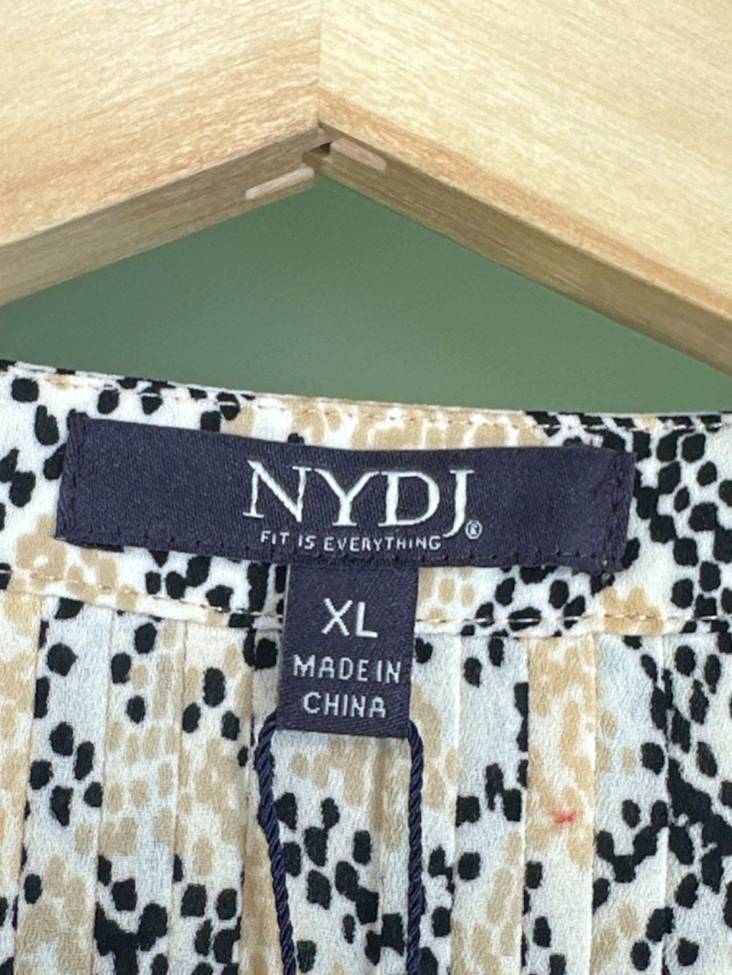 NYDJ Beige Snakeskin Print Pintuck Blouse UK XL