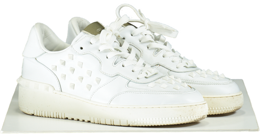 Valentino White Garavani Rockstud Rock Be Low-Top Sneakers UK 9