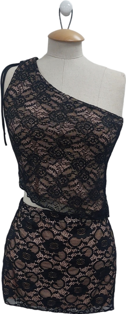 PrettyLittleThing Black Lace Ruched Side Low Rise Mini Skirt And Asymmetric Top UK 8