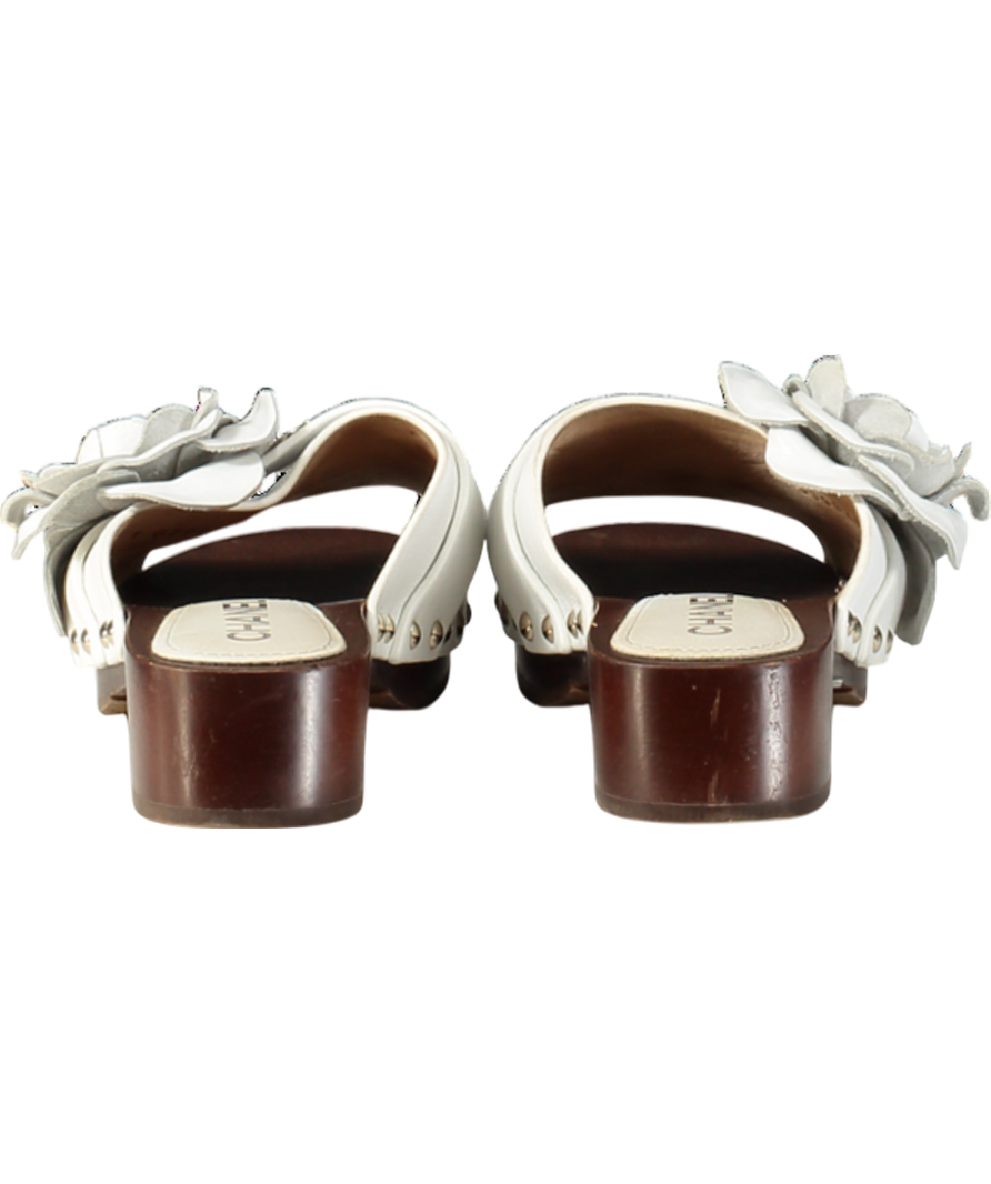 CHANEL White Calfskin Camellia Clogswith Silver “CC” Logo  UK 2 EU 35 👠