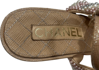 Chanel Beige Leather Fantasy Pearl Strap CC Sandals UK 6.5 EU 39.5 👠