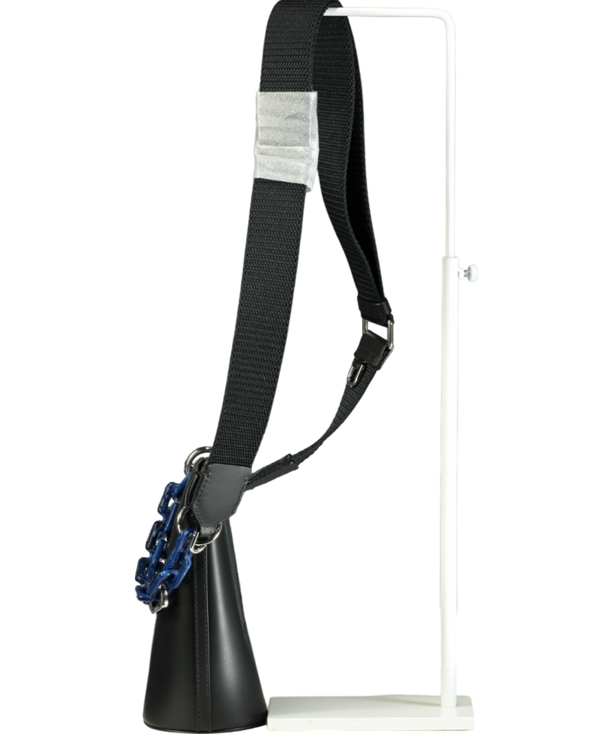 Ecco Black Leather Crossbody Pot Bag With Chain