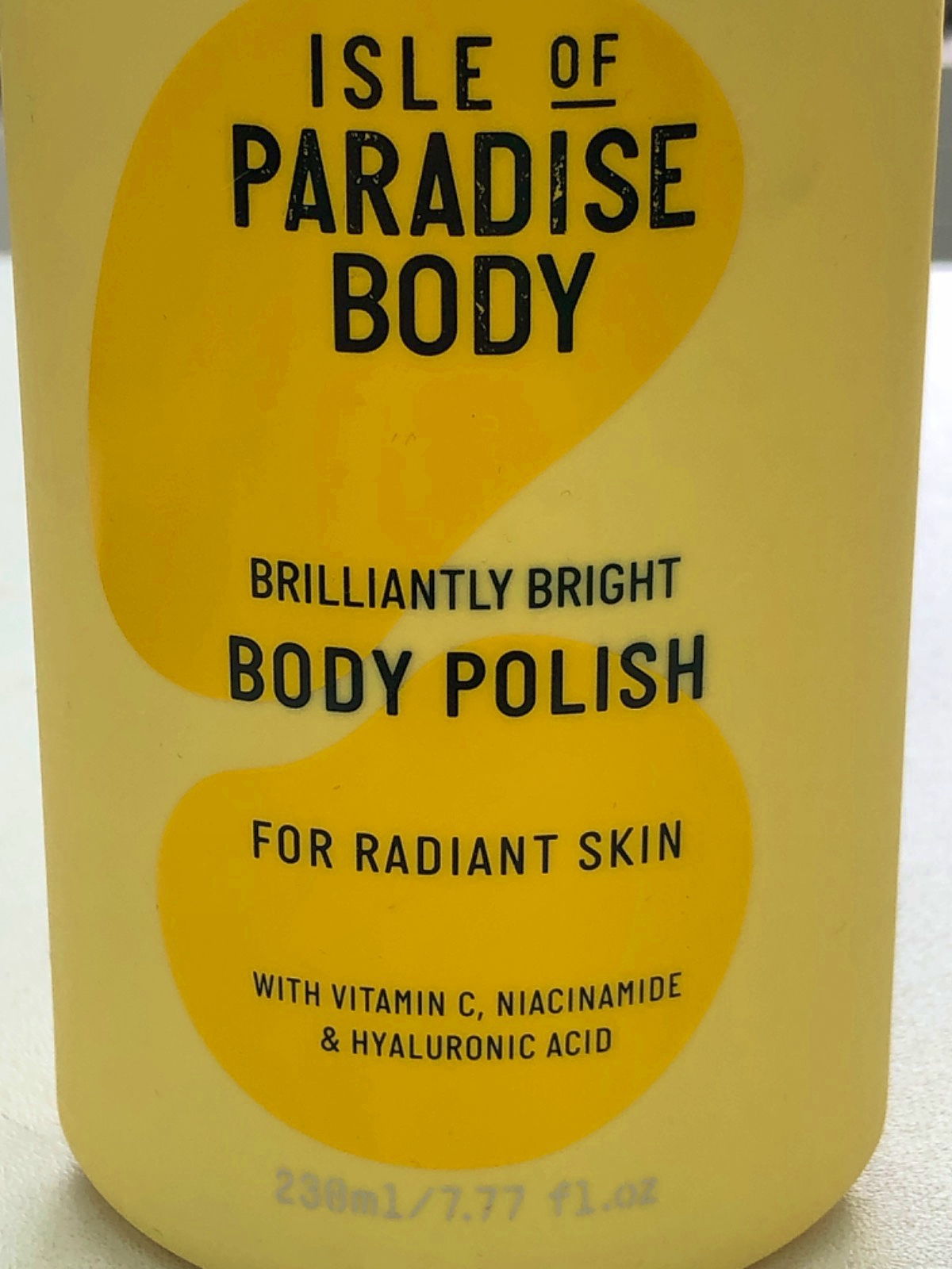 Isle of Paradise Body Brilliantly Bright Body Polish For Radiant Skin 238ml