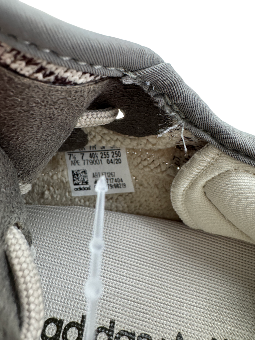 adidas Beige Adidas Yeezy Boost 350 V2 Trainers UK 7 EU 40