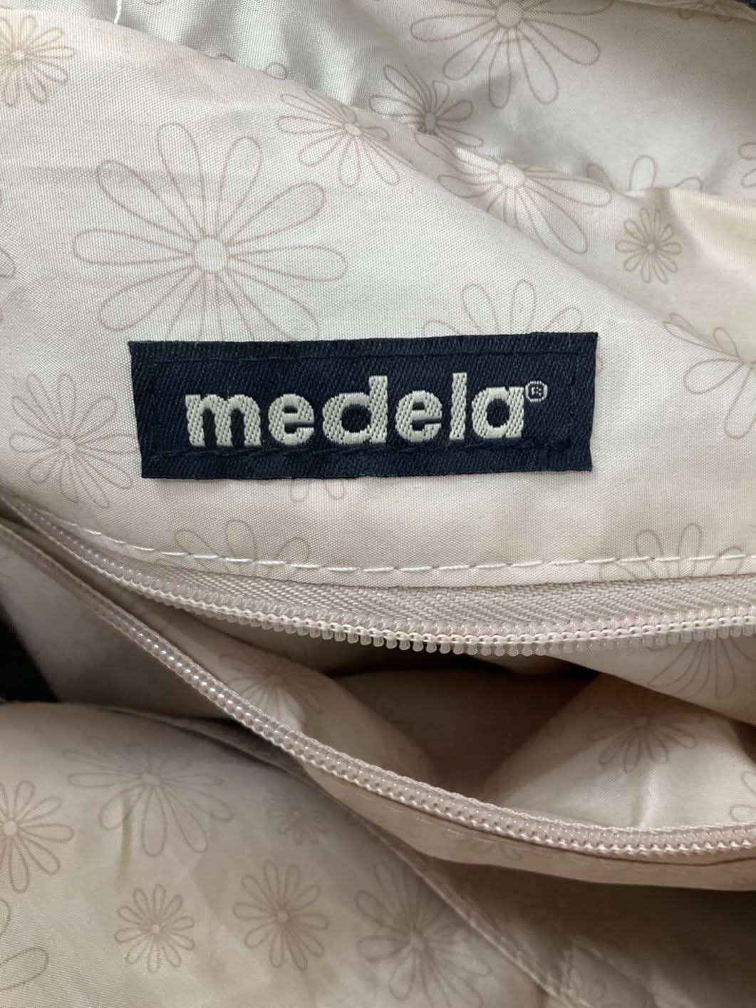 medela Black Shopper Bag