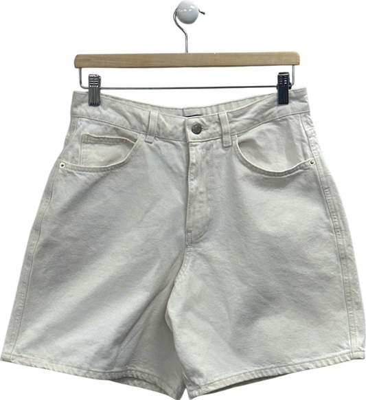 PrettyLittleThing White Denim Shorts UK 10