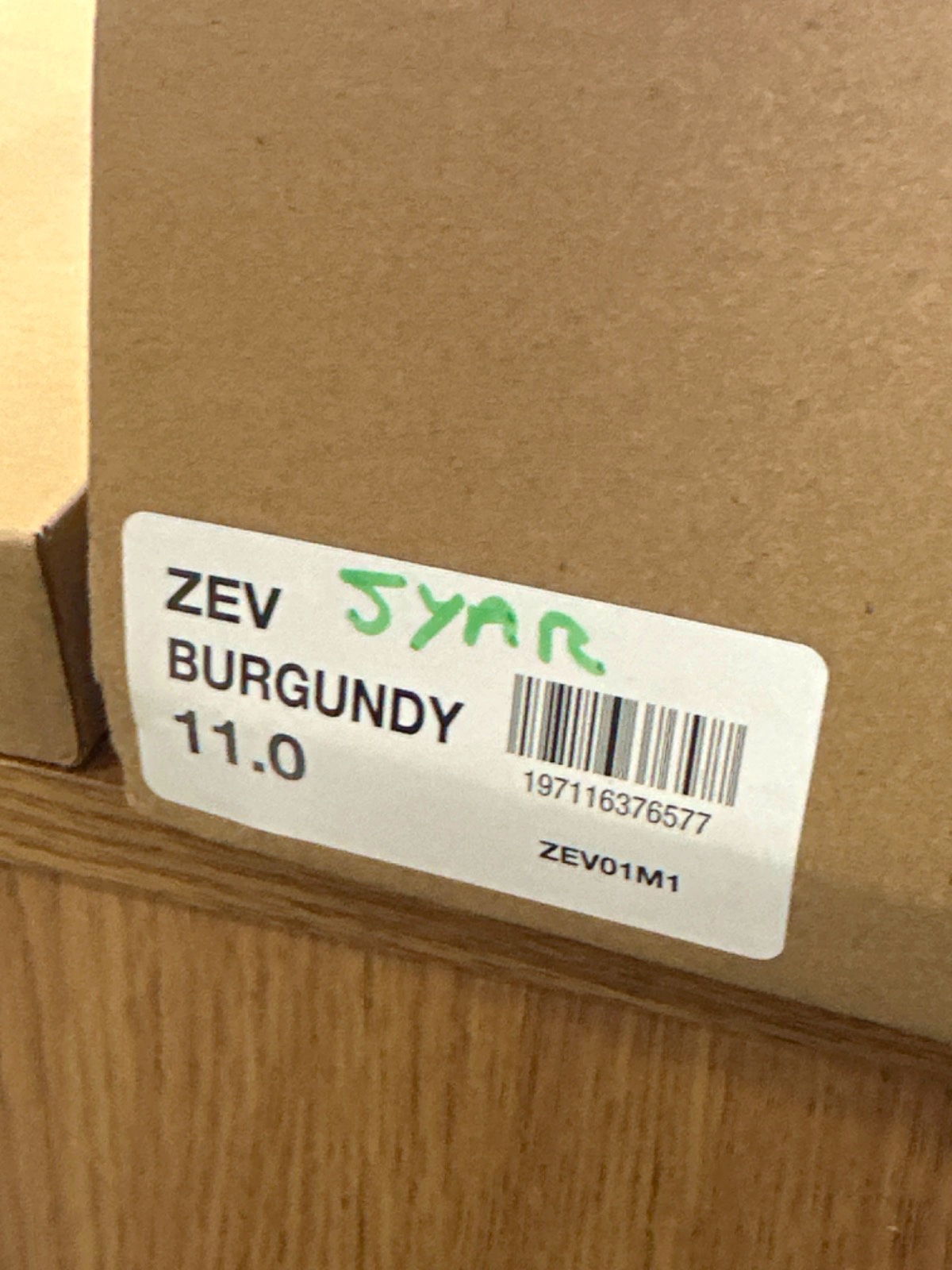 Steve Madden Burgundy Leather Tassel Loafers UK 11