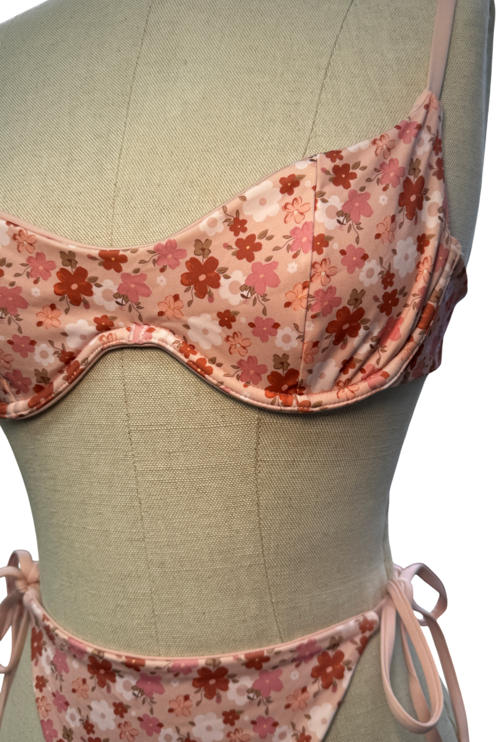 Lounge Underwear 2-piece Pink Floral Underwired Bikini Set UK S