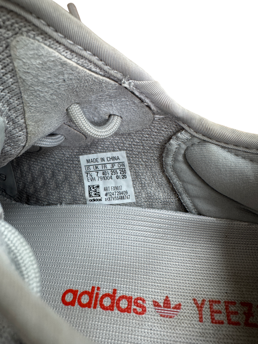 adidas Adidas Yeezy Boost 350 V2 Grey Tail Light Trainers UK 7 EU 40