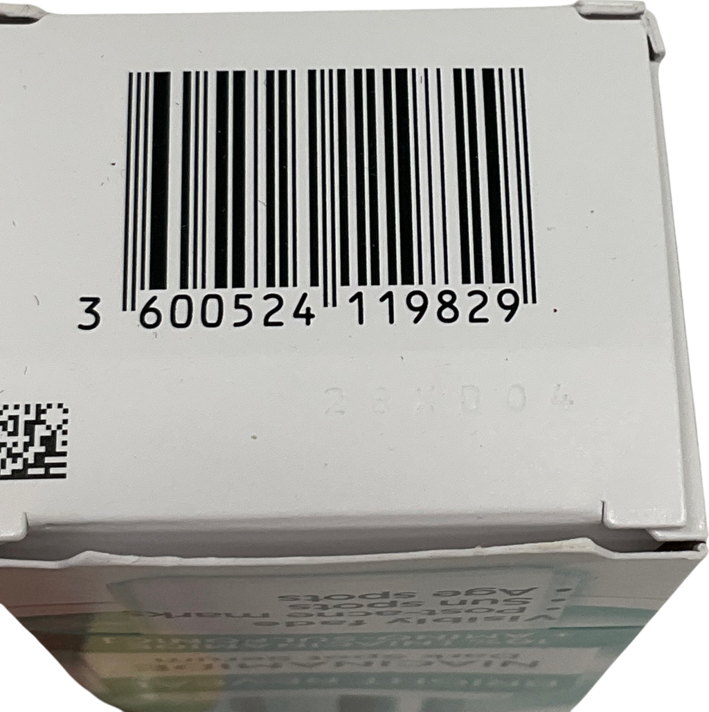 loreal Bright Reveal Niacinamide Dark Spot Serum 10% Niacinamide + Amino-sulfonic Acid 30ml