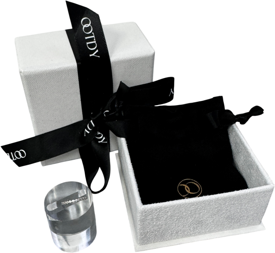 OOTDY Bezel Sapphire Ear Cuff Sterling Silver, White Sapphire