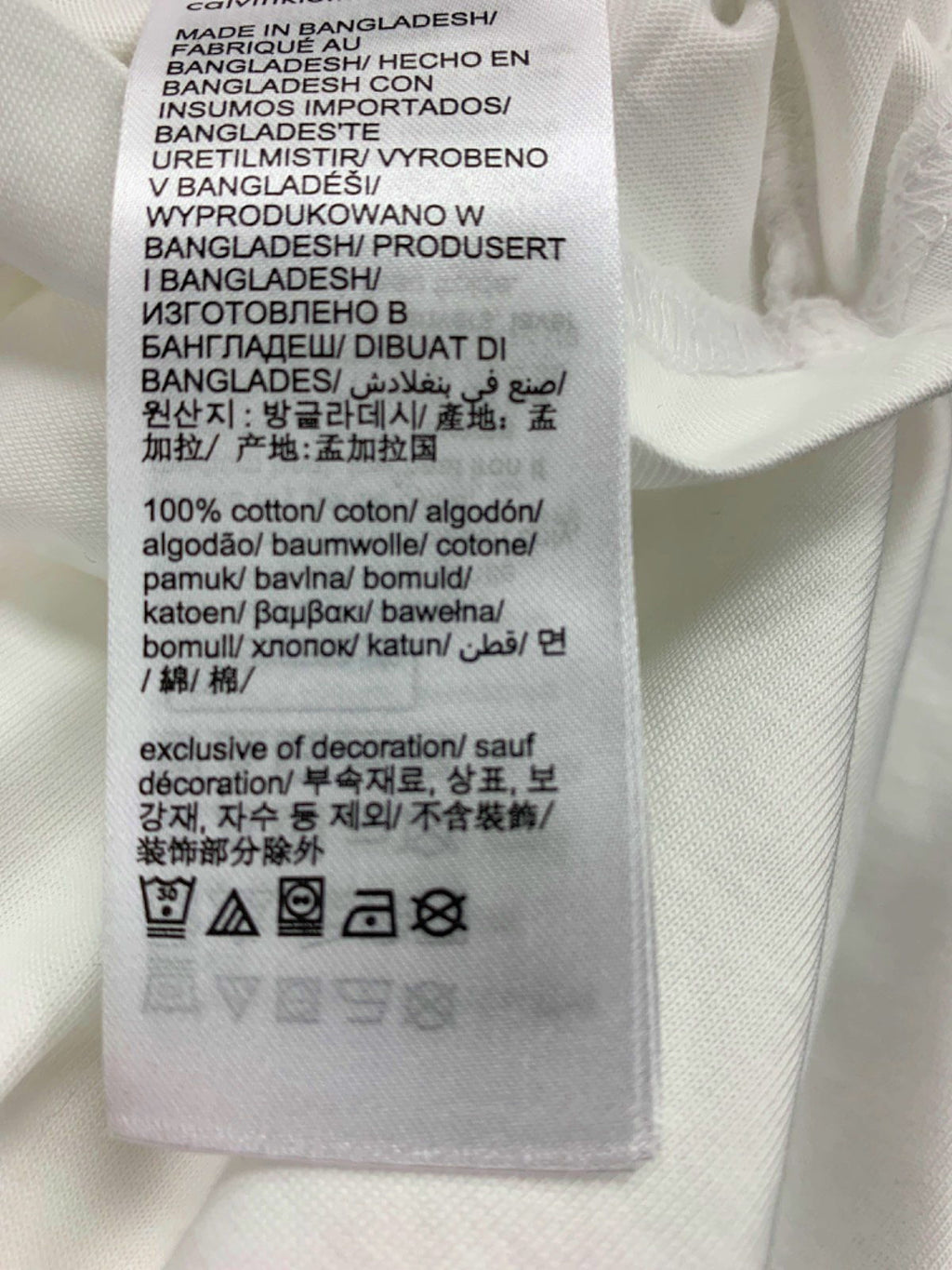 Calvin Klein Bright White Graphic Logo T-shirt UK M