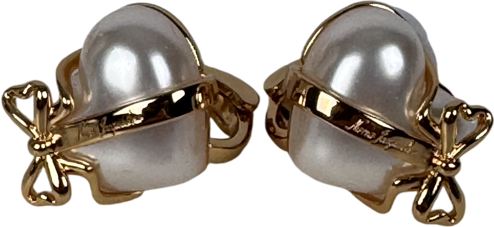 Nana Jacqueline Gold & Pearl Amor heart Earrings in gift box