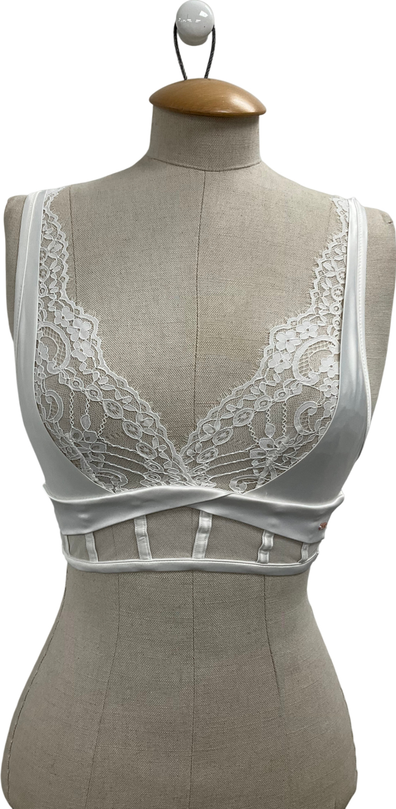 hunkemoller White Akelai Bralette UK 10