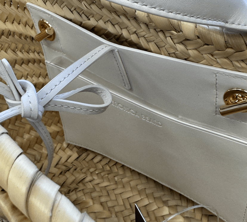 Veronica Beard White Crest Raffia Market Tote - Natural Straw/white - Reliked