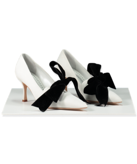 MANOLO BLAHNIK White Suede Serba 70 bow-detailed suede pumps EU 38 UK 5