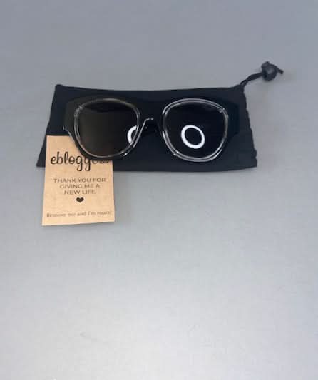 TOM DAVIES BLACK CHUNKY FRAME SUNGLASSES