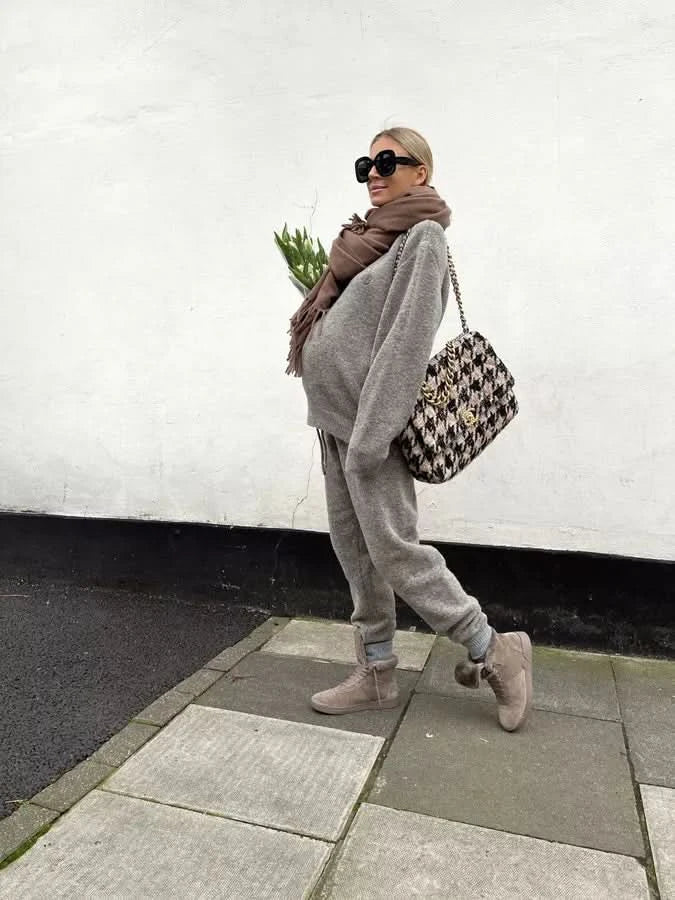 Chanel 19 Black / Beige Tweed Maxi Flap Bag