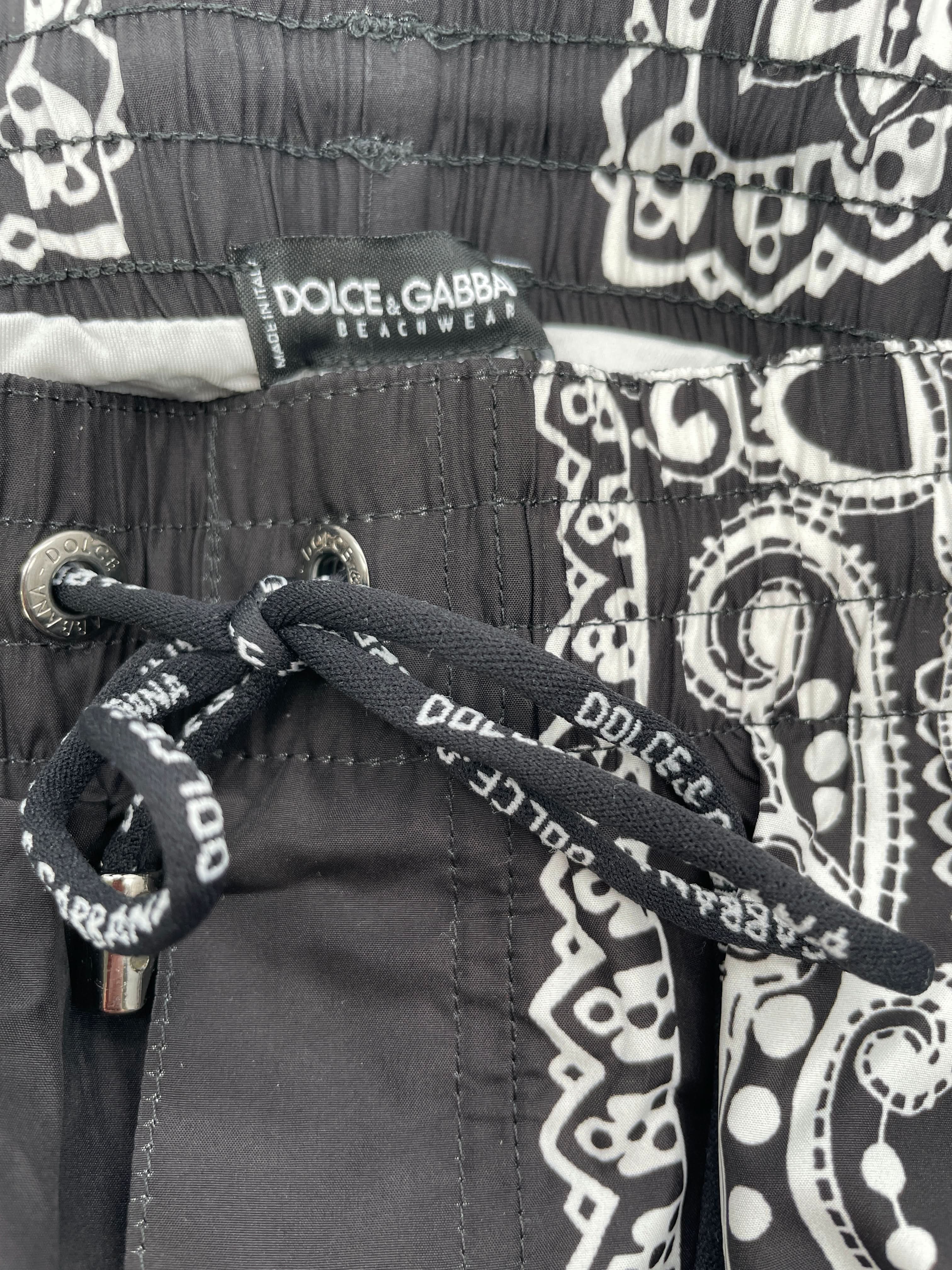 Dolce & Gabbana Black Bandana-print Short Swim-shorts UK M