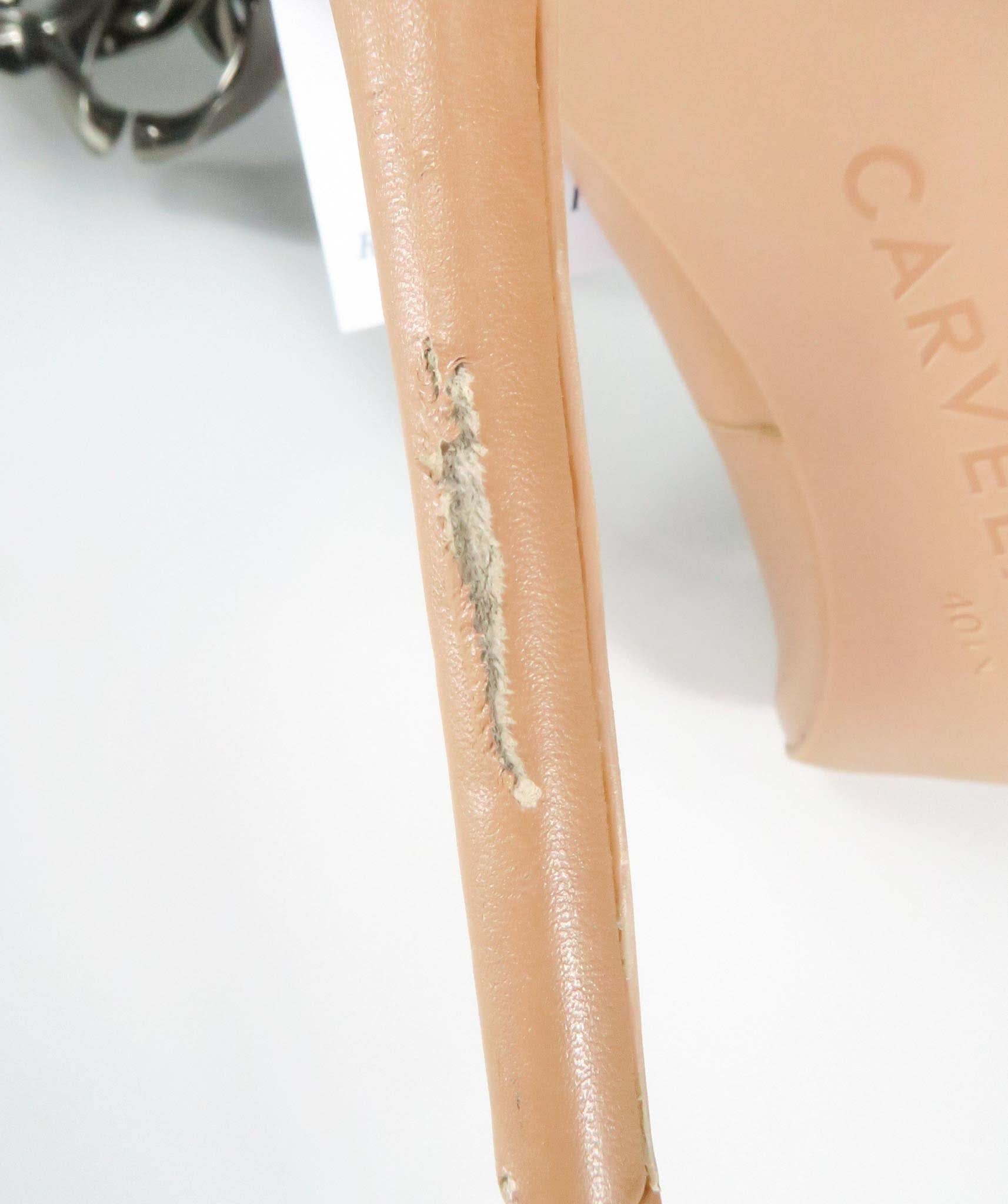 Carvela brown court heels with silver chain EU 40 UK 7