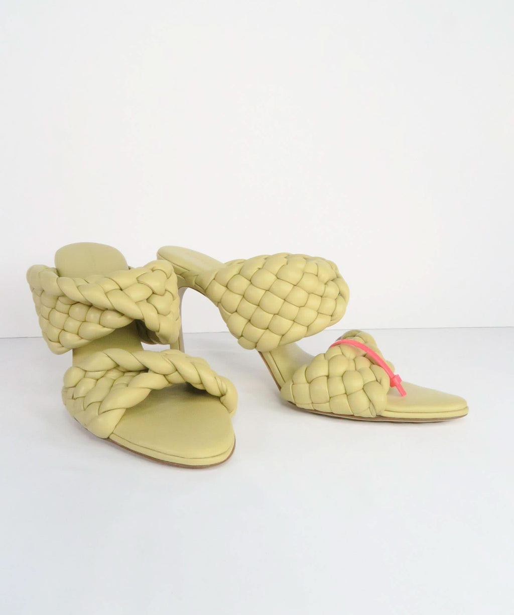BOTTEGA VENETA Sand/Yellow Intrecciato quilted leather mules EU 38 UK 5