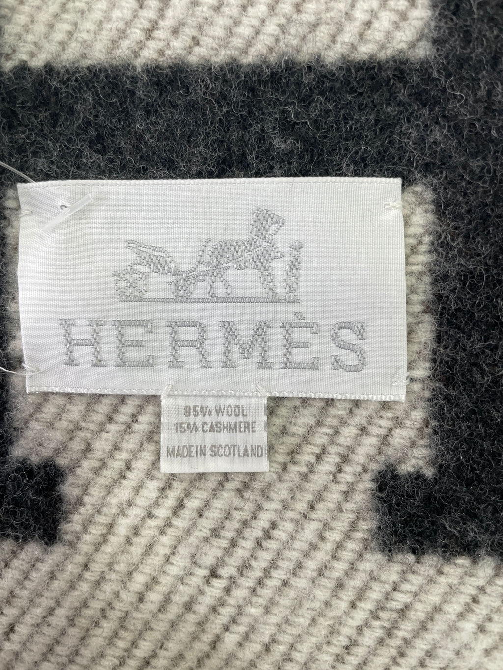 Hermès Écru / Gris Grey Foncé Avalon Cashmere/Wool Throw Blanket
