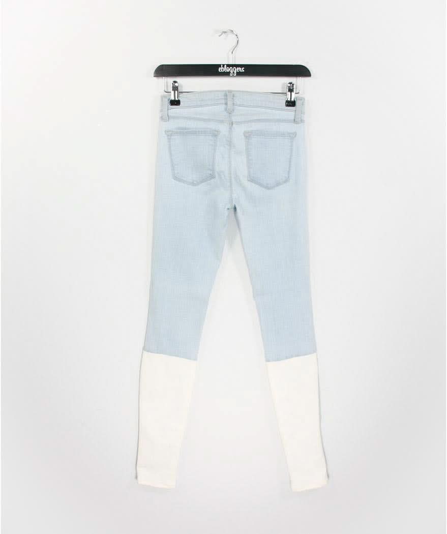 J BRAND BLUE LIGHT WASH SKINNY JEANS WITH CONTRAST DETAIL ON BACK LEG UK W24