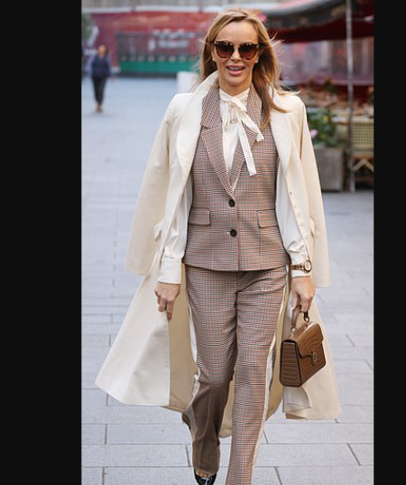 Karen Millen Brown/Neutral Club Check Tailored Flared Trousers UK 6