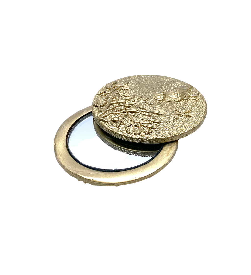 katarina tarazi ???? Athena's Shield Was A Bronze Mirror ???? One size