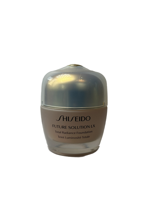 Shiseido Total Radiance Foundation Neutral 4 30ml