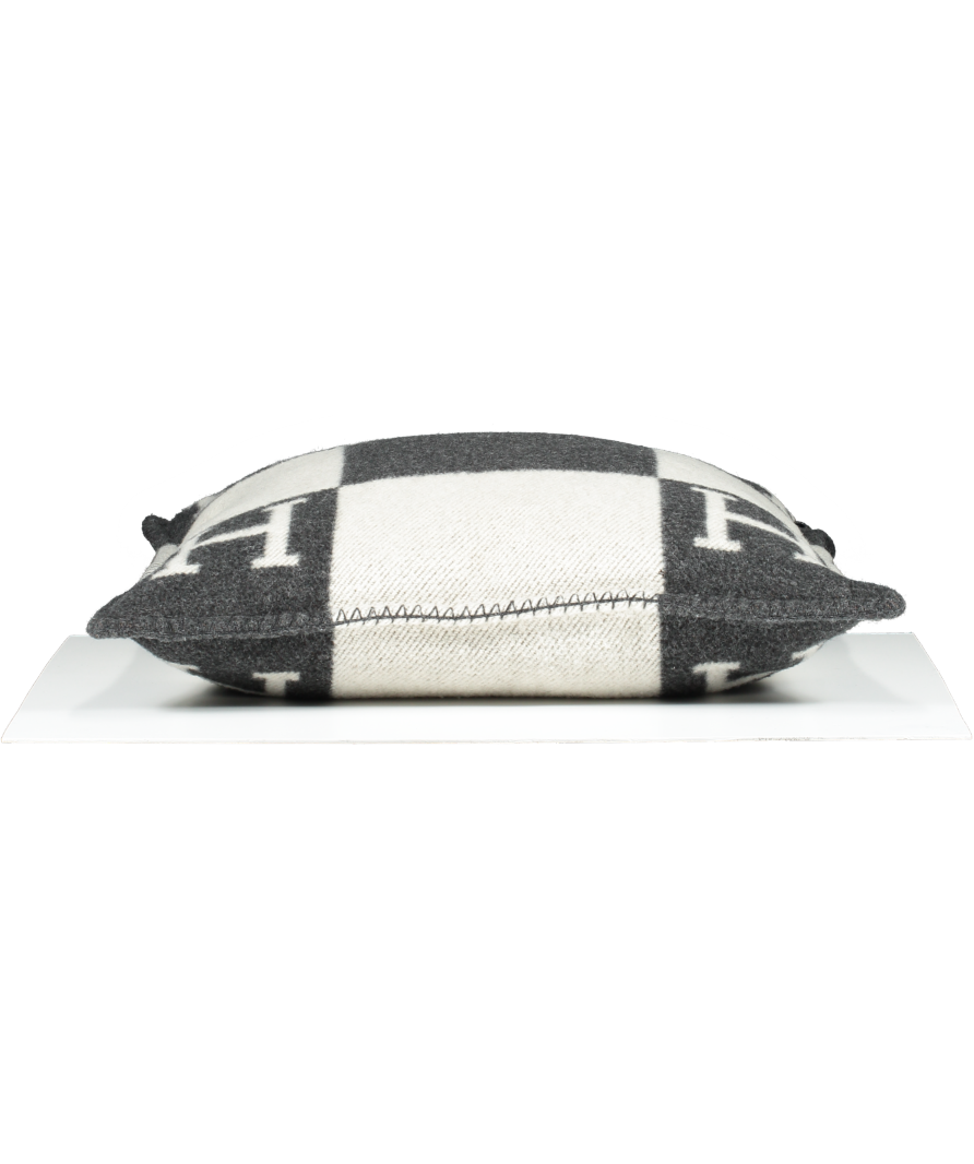 Hermès Écru / Gris Grey Foncé Avalon Cashmere/wool Pillow Cushion